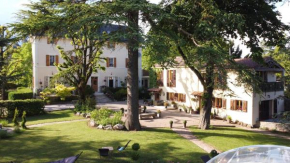Отель Gites du Caylar - Chambres et Appartments  Ле-Боск